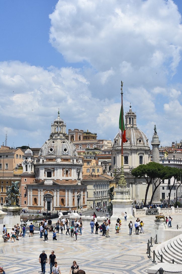 vue sur la place Vittorio Emanuele à Rome