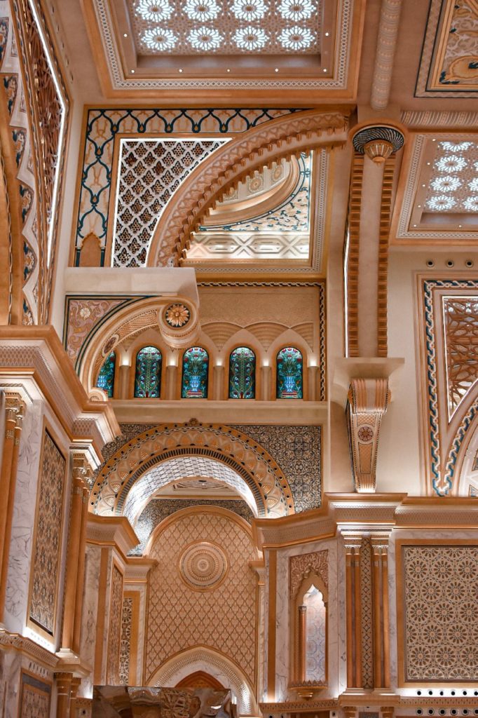 detail interieur du palais qasr al watan