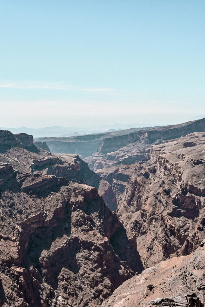 les impressionnants canyons de Jebel Akhdar